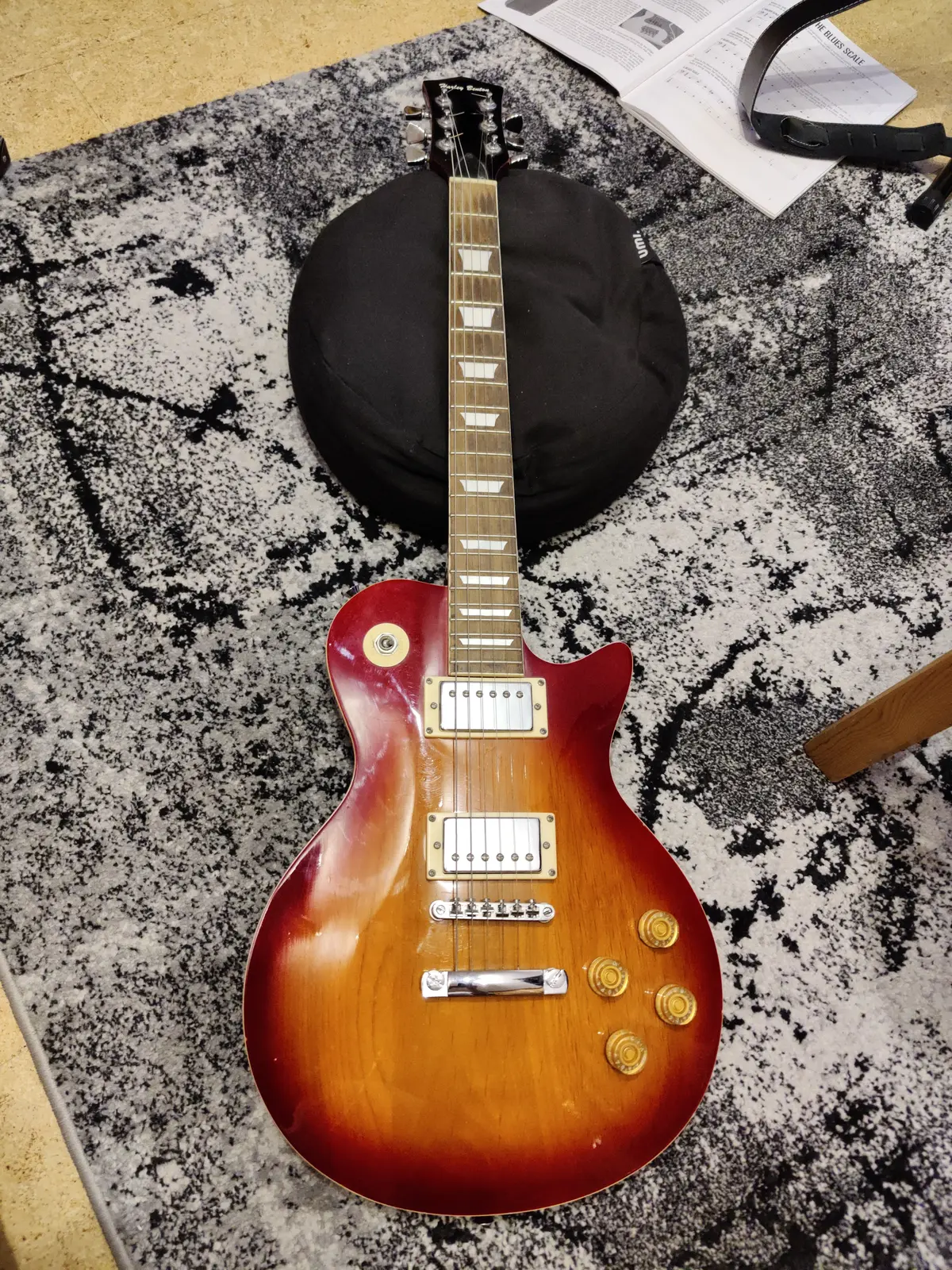 Guitare Harley Benton SC single-cut cherry sunburst